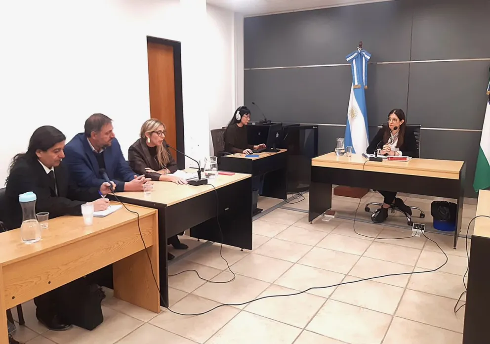 La audiencia de formulación de cargos se llevó a cabo en los tribunales de Cipolletti / imagen gentileza