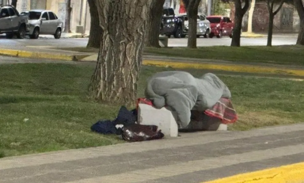 Desde Red Solidaria aseguran que el número creció de manera sostenida en el último año y que los refugios disponibles no alcanzan para cubrir la demanda. Foto Mauricio Rojas
