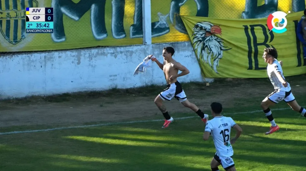 El Albinegro se metió en la próxima fase del certamen. Foto captura Canal 10