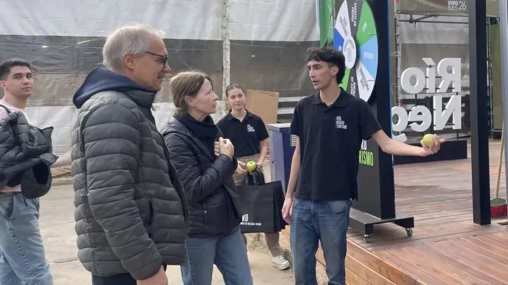 La provincia desplegó un estand de mayor volumen para exhibir su producción intensiva, sus forrajes de calidad y la genética de sus cabañas. Fotos: Gobierno de Río Negro.