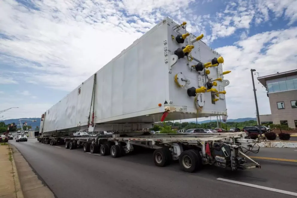 El convoy ingresará a Río Negro por la ruta nacional 151 y continuará hasta Allen, donde se instalará un equipo en la Estación de Bombeo del VMOS. Foto: gentileza.