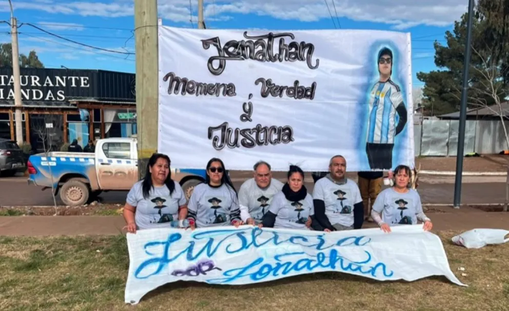 Familiares y amigos de Jonathan pidieron justicia. Foto: gentileza Chañar Digital.