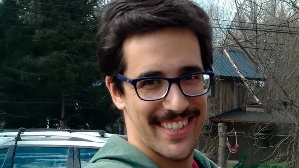 Luis Daniel Gregori, un vecino de 38 años, desapareció y piden a la comunidad cualquier tipo de dato para poder localizarlo. Foto Policía de Rio Negro