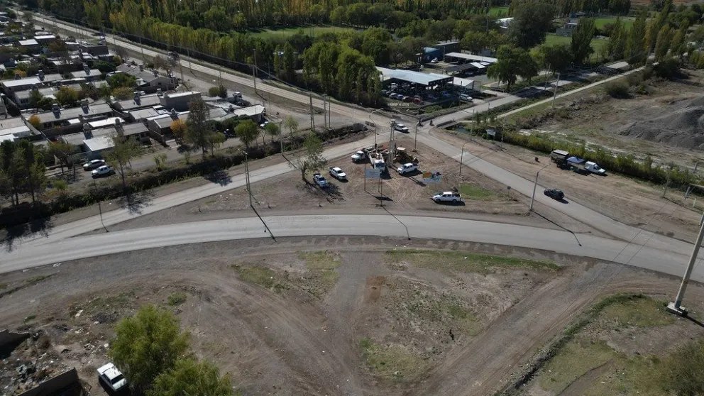 El peligroso triángulo de Perón e Illia, en el noreste de la ciudad: la rotonda traerá seguridad y más agilidad en el tránsito. Foto: Prensa Municipalidad.