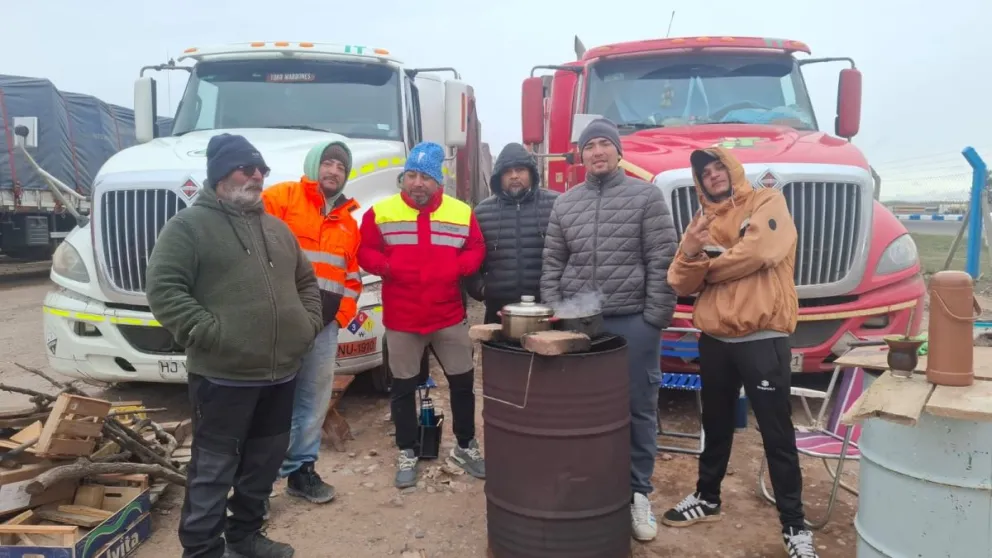 El autódromo de Centenario fue reacondicionado para recibir y brindar asistencia a cientos de camioneros/ foto Daniela Lujan