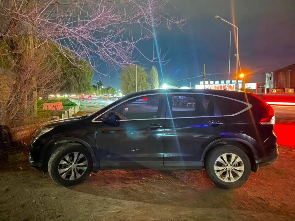 El vehículo quedó retenido por el pedido de un juzgado civil de Neuquén. Foto: policía de Río Negro.