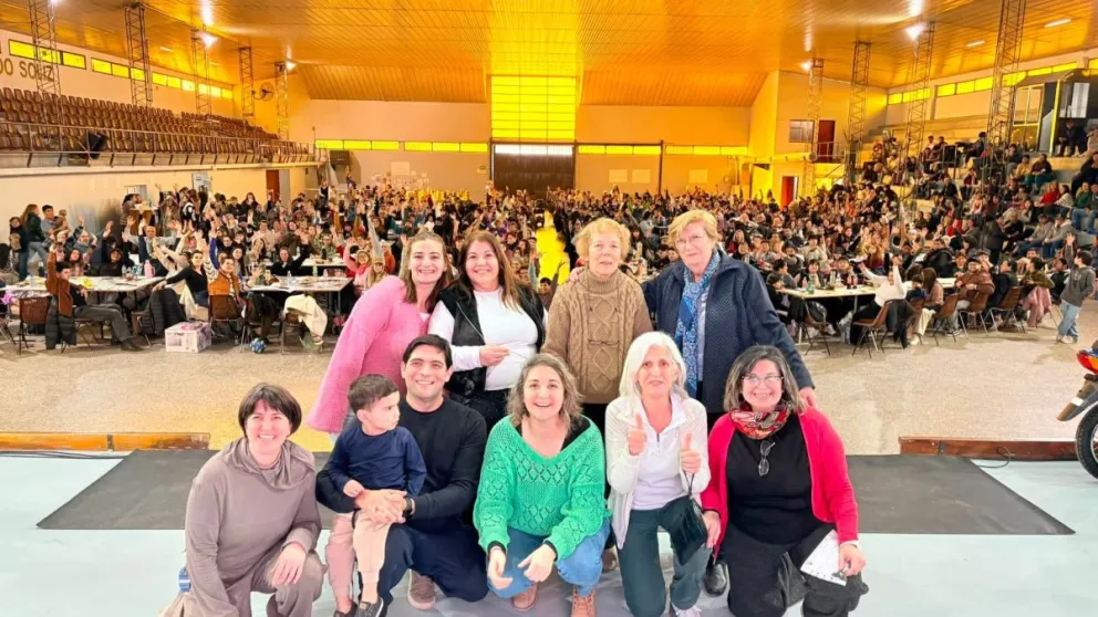 Más de 900 vecinos participaron del Bingo Solidario y el Hospital sumó un importante fondo para un mamógrafo. Foto gentileza Cooperadora del Hospital 