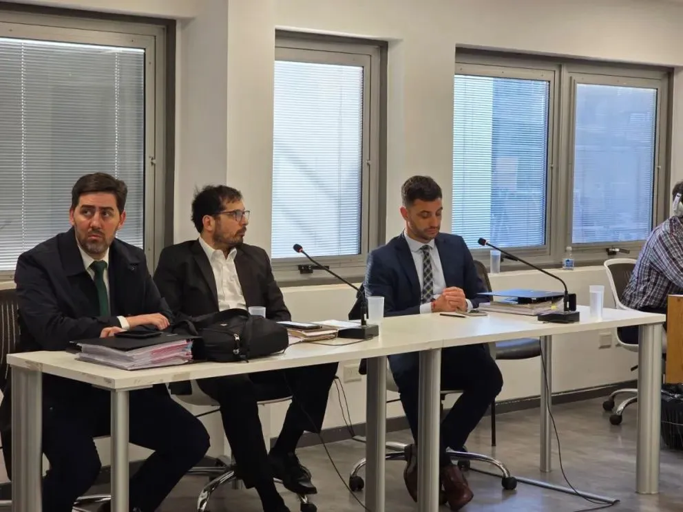 Fiscales en la megacausa de certificados truchos que involucra a más de 120 policías rionegrinos. Foto: www.noticiasnet.com.ar.
