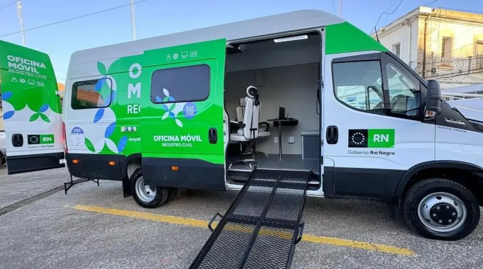 El registro civil móvil estará este lunes en el predio de Camioneros. Foto gentileza