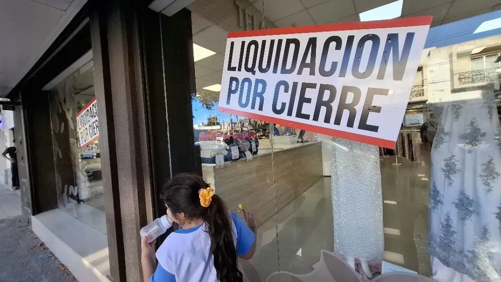 Algunos comercios se han reconvertido en ventas on line o mudado a otros puntos de la ciudad. Foto Cipo360