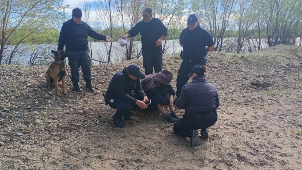 El joven fue encontrado en buen estado general de salud y trasladado de inmediato para su correspondiente atención médica y control preventivo. Foto gentileza