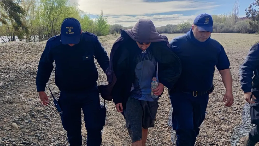 El domingo luego de golpear a su pareja desapareció en la Isla Jordán y fue encontrado por la policía. Foto gentileza