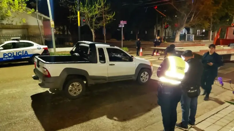  El procedimiento terminó con el secuestro de la camioneta Fiat Strada y el inicio de actuaciones judiciales. Foto gentileza