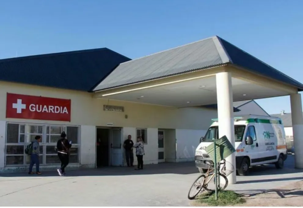 La víctima fue trasladada en ambulancia al Hospital, donde fue internado en terapia intensiva. Murió luego de unas horas de agonía. Foto: archivo.