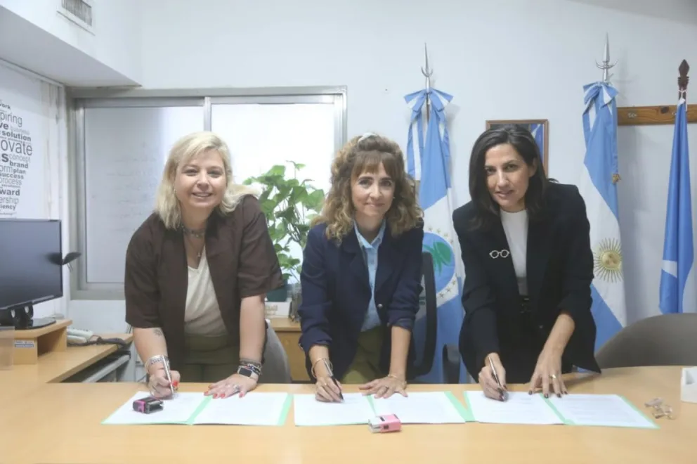 El convenio crea una ventanilla única para los Juzgados de Faltas de Neuquén y Cipolletti, resaltaron las juezas. (Foto Silvina Cardell).-