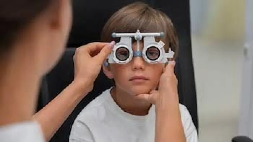 La actividad estará destinada a niños de 4 a 14 años y se realizará un control de la visión, visión de colores y visión de profundidad. Foto archivo