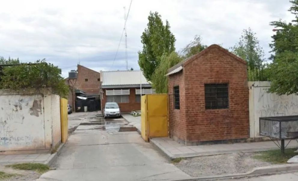 El oficial prestaba servicios en la Unidad de Detención 12 de Neuquén, lugar de donde escaparon los cuatro presos en noviembre del año pasado. Foto: archivo.