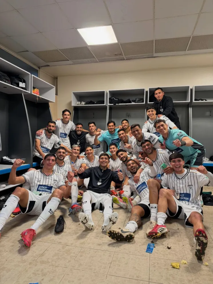 Cipolletti eliminó a Alvarado y jugará ante San Martín de Formosa la final por el primer ascenso del Torneo Federal A / imagen gentileza Club Cipolletti