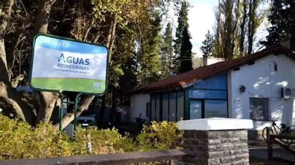  Aguas Rionegrinas realizará trabajos en la red de calle Naciones Unidas / imagen archivo