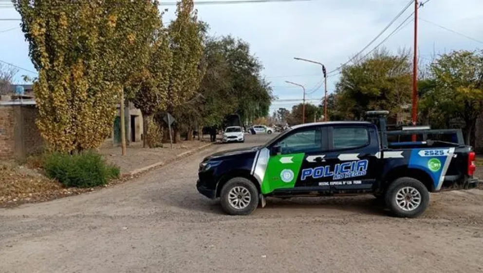 El joven fue detenido luego de la denuncia que realizaron los dueños de una chacra. Se habría descompensado y murió tras ser detenido. La autopsia revelará las causas de su muerte. Foto: archivo.